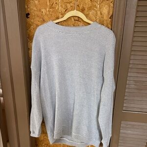 Aerie Men's Light Gray Crewneck Sweater
